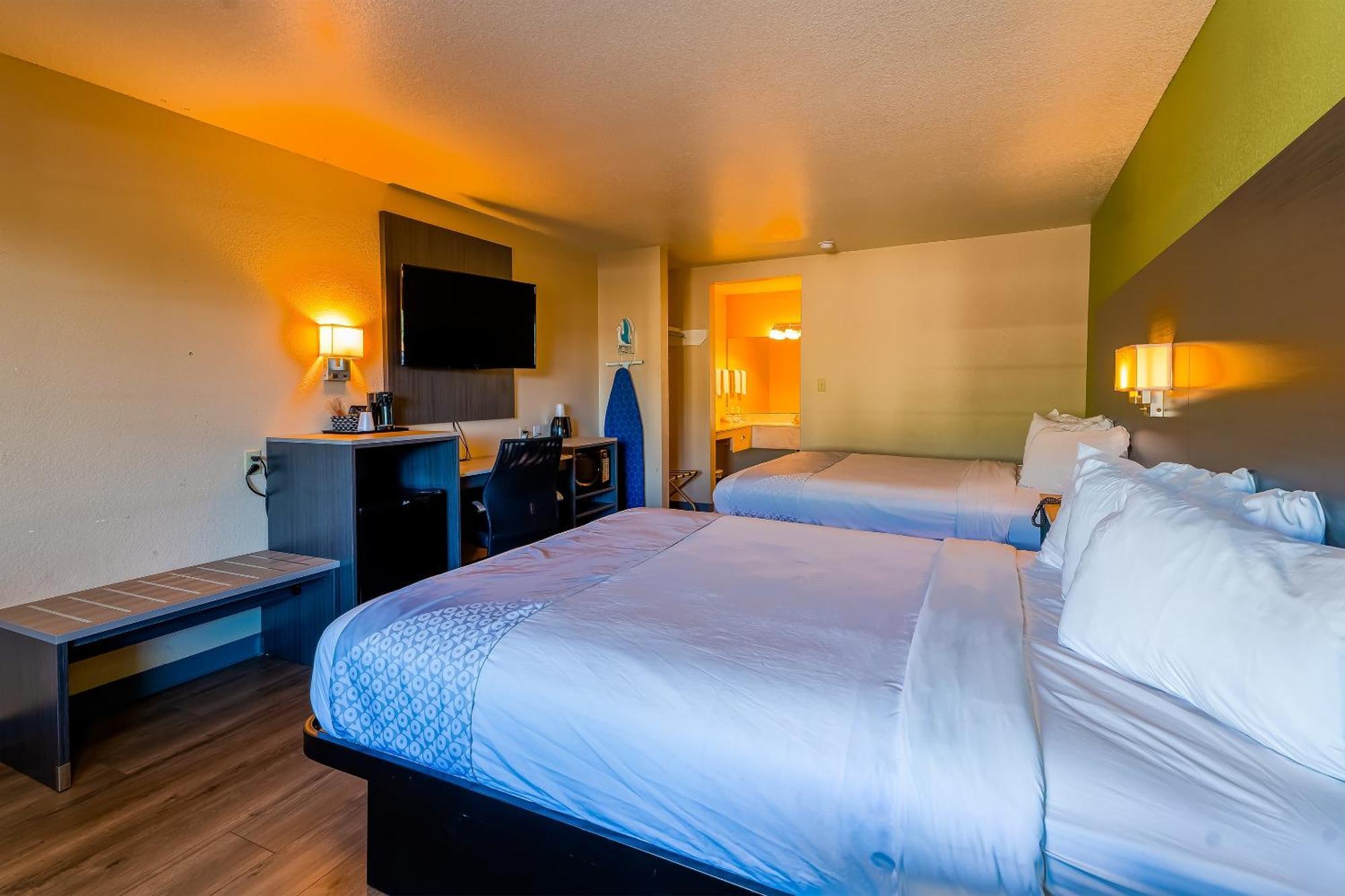 Oyo Hotel Yoakum West Екстериор снимка