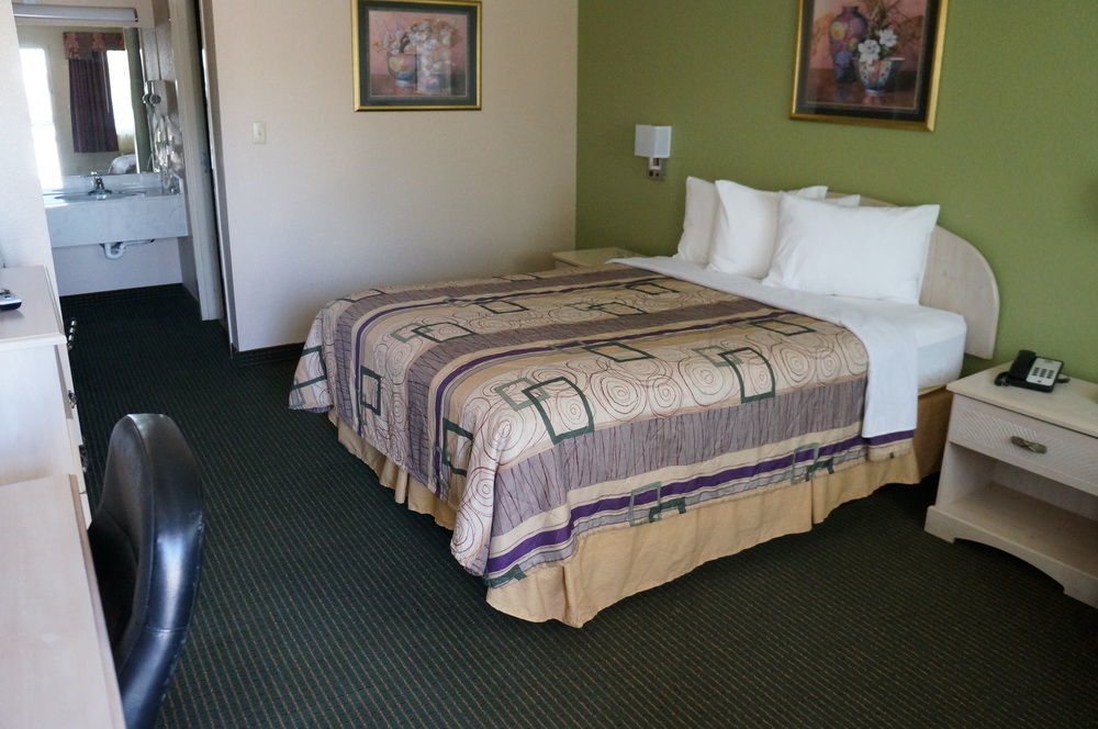 Oyo Hotel Yoakum West Екстериор снимка